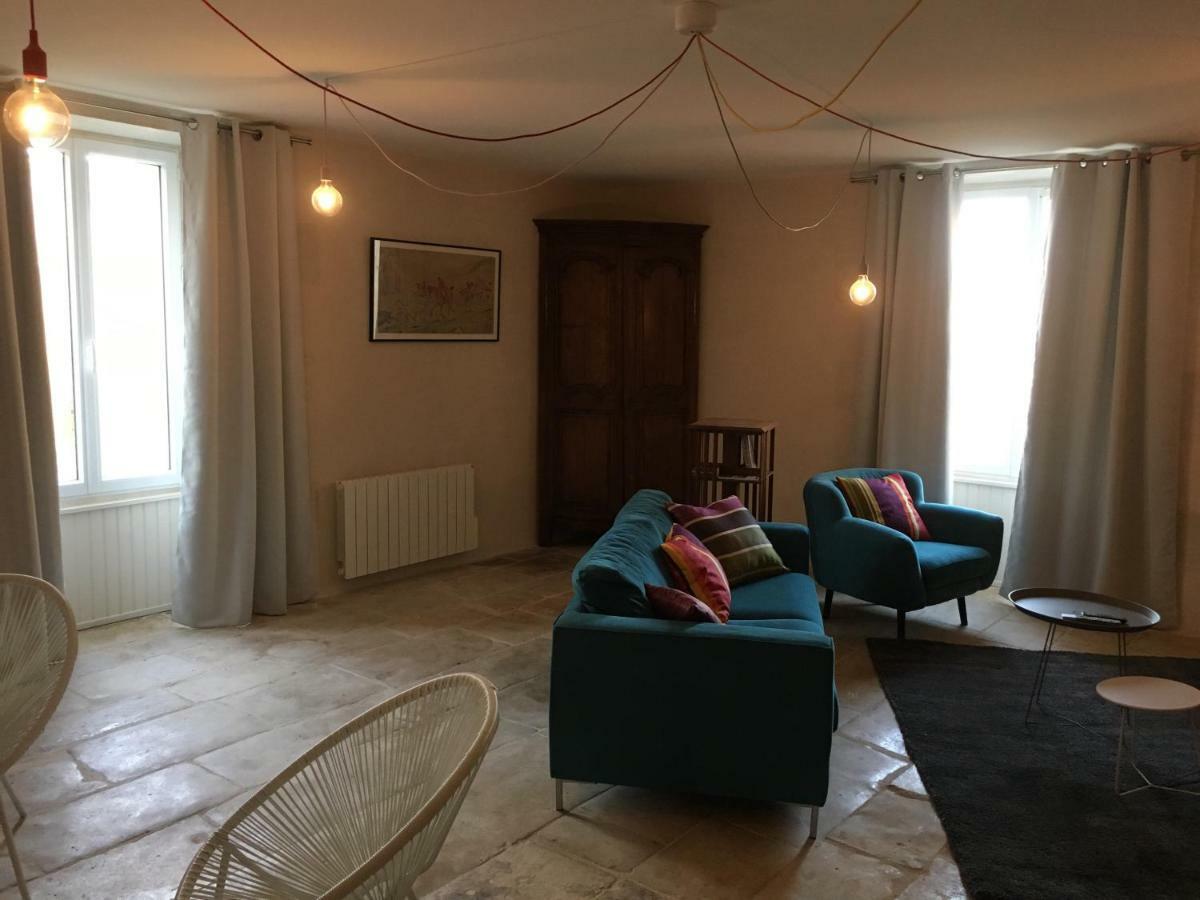 Gites Les Demeures De Valette Azay-le-Brule Dış mekan fotoğraf
